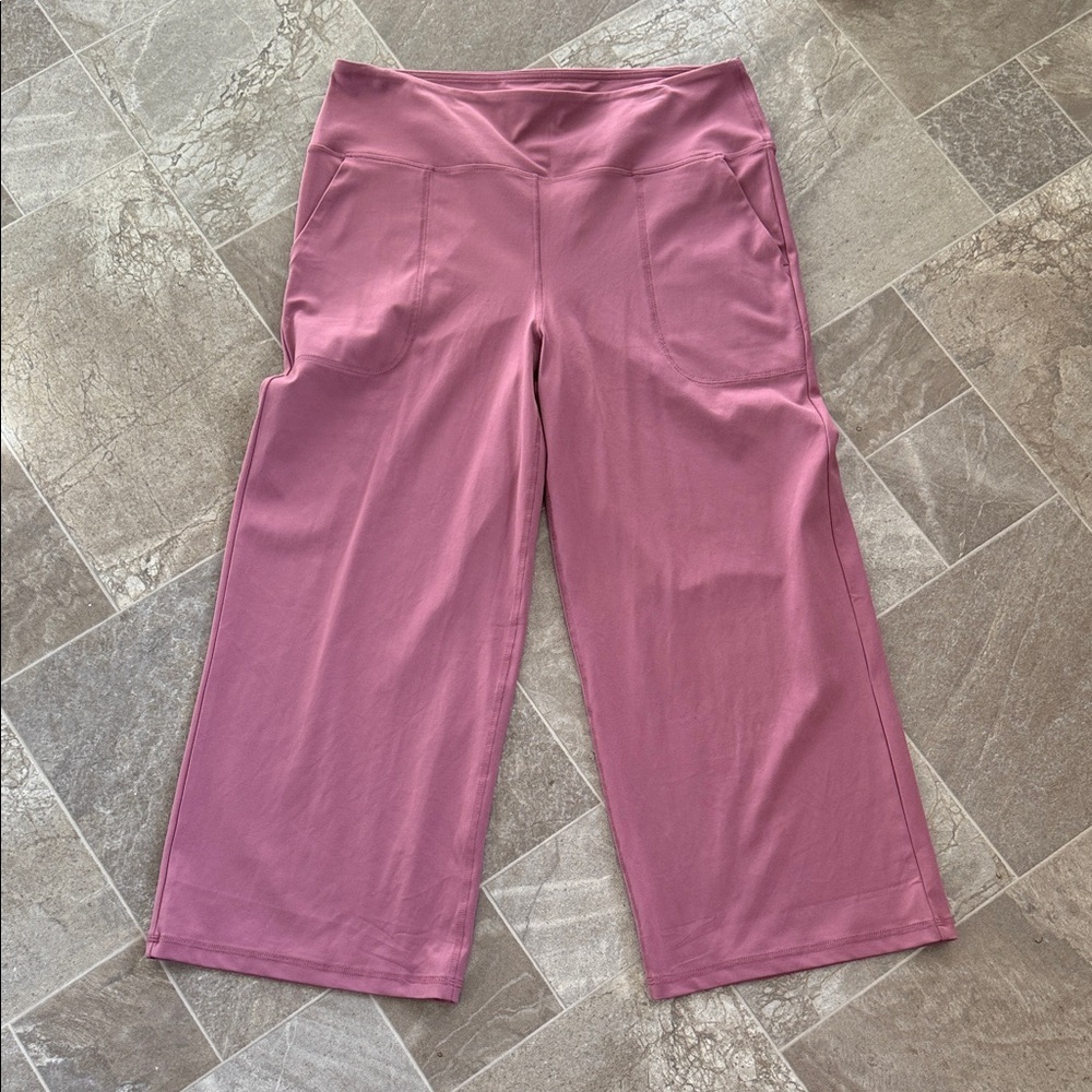 TUFFVEDA  XL  dusty rose, Pink Wide-Leg Cropped Pants with pockets NWOT
